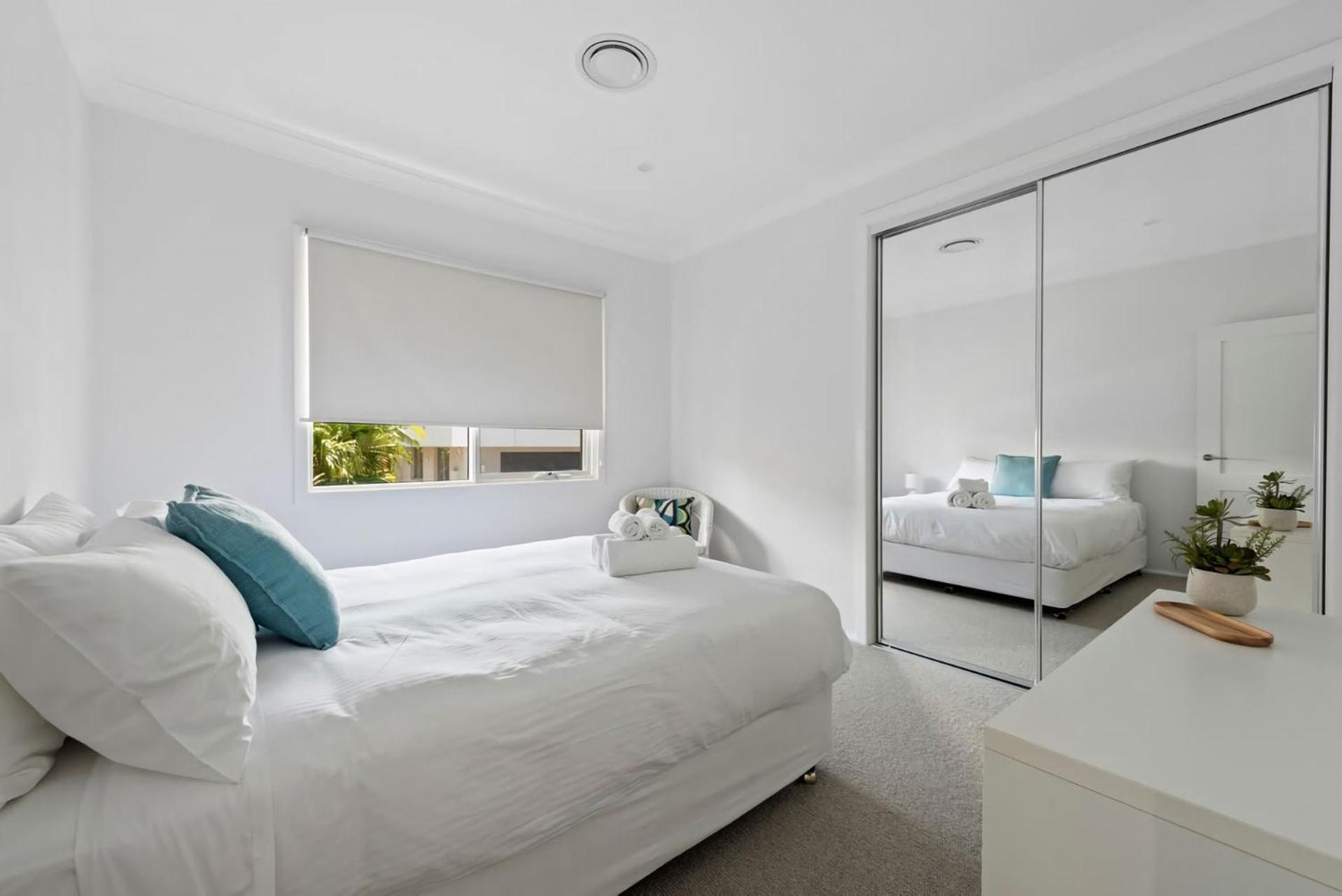 Spectacular Ocean Front Home With Pool Shellharbour Exterior photo