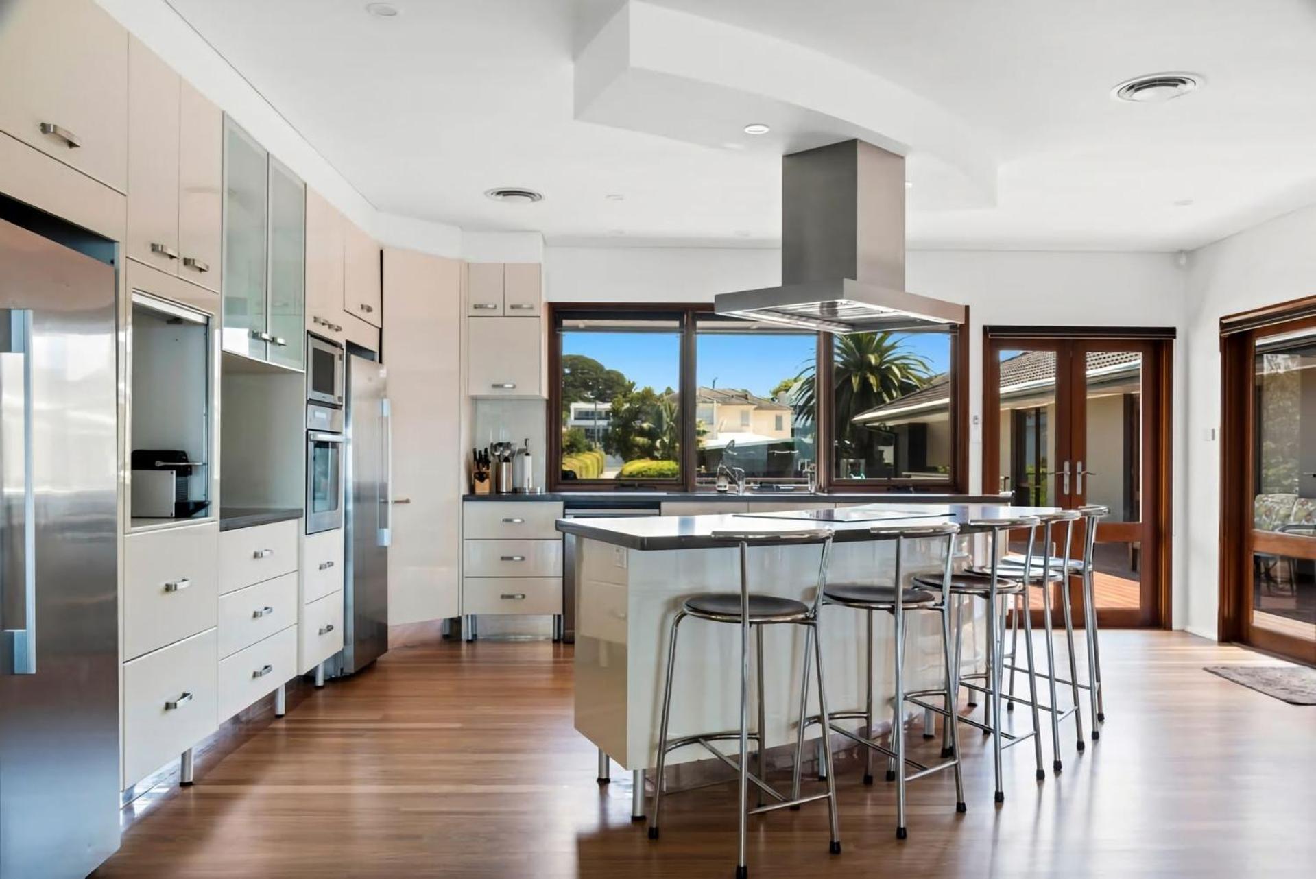 Spectacular Ocean Front Home With Pool Shellharbour Exterior photo