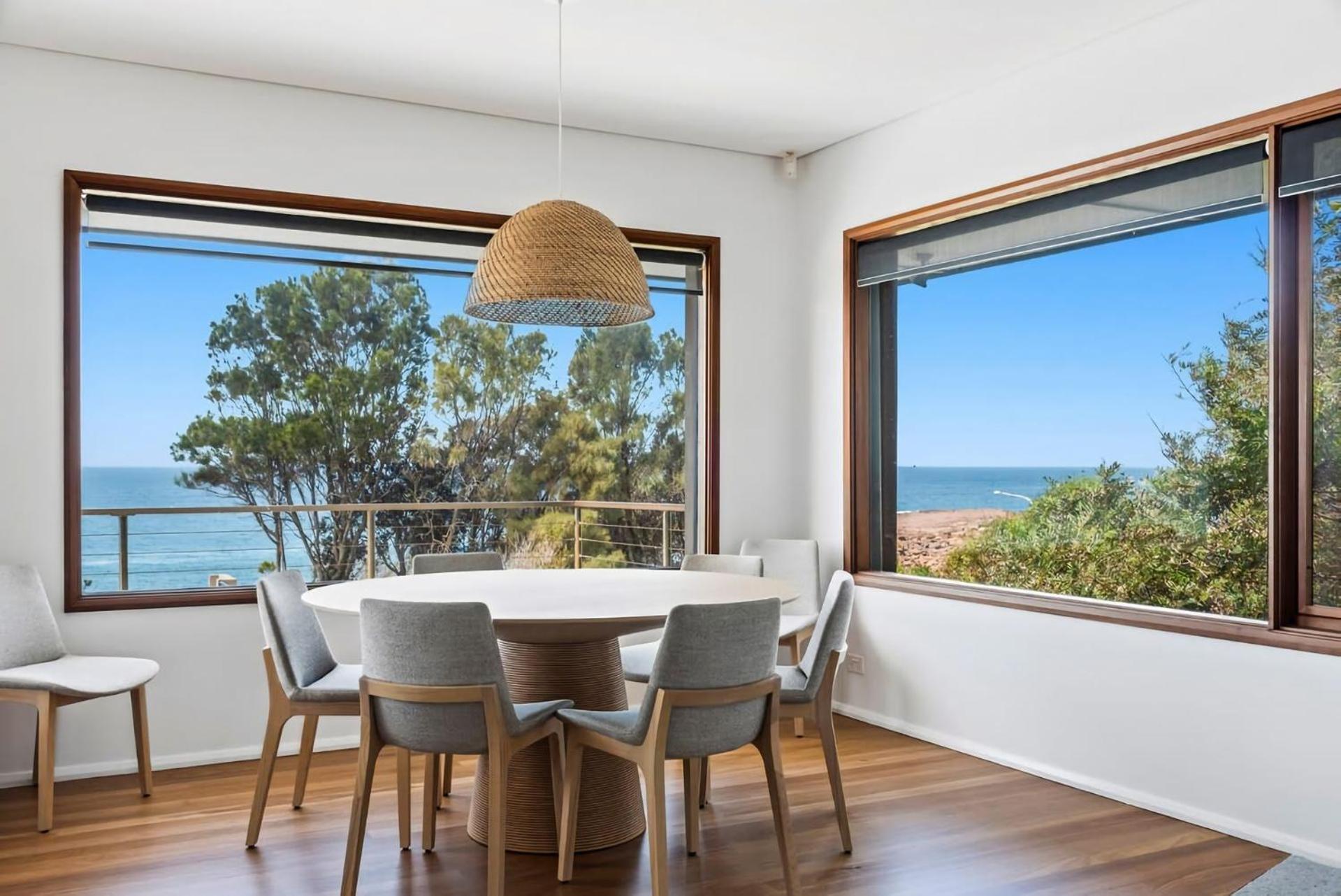 Spectacular Ocean Front Home With Pool Shellharbour Exterior photo
