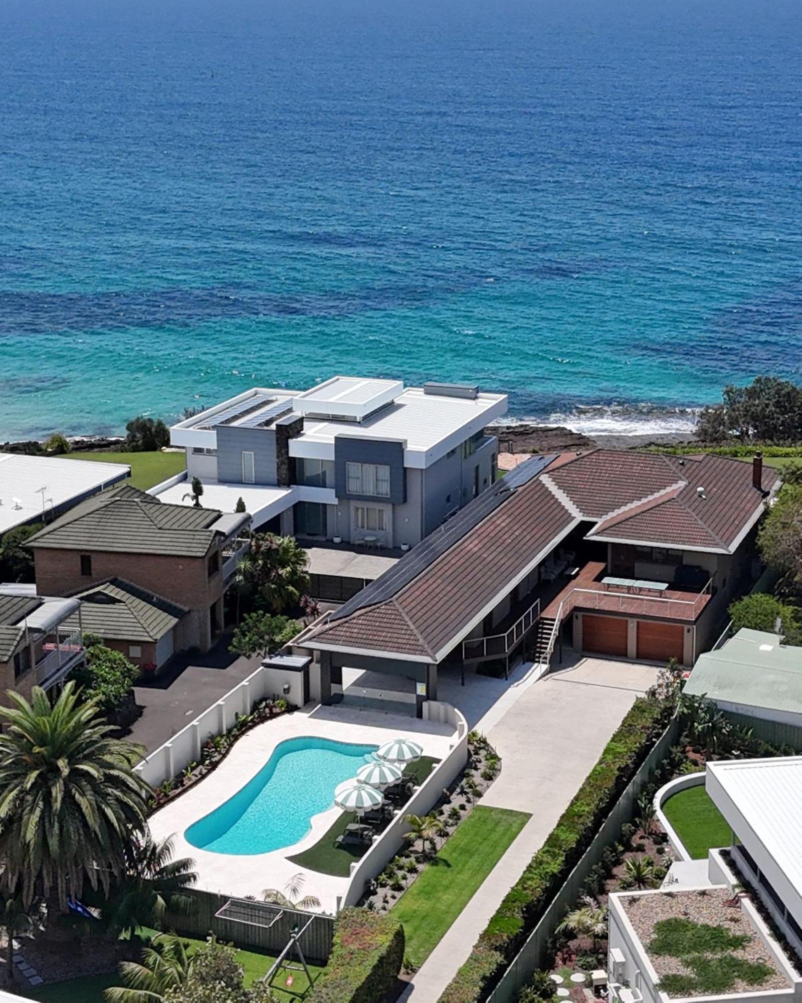 Spectacular Ocean Front Home With Pool Shellharbour Exterior photo